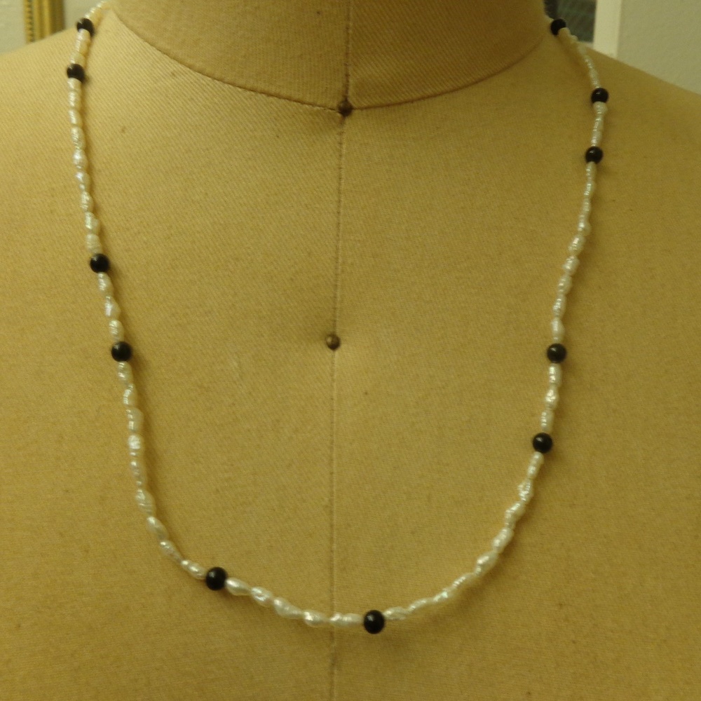 Genuine Fresh Water Pearl Necklace  Black Beads